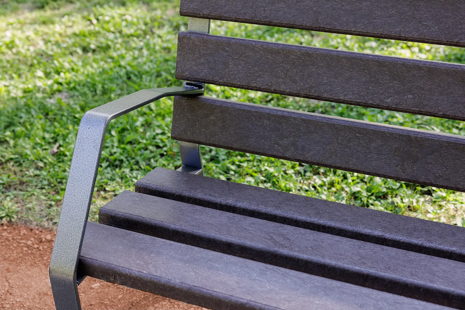 banco-reciclado-parque